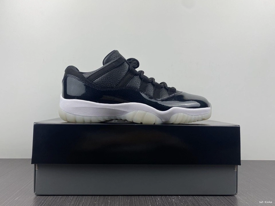 Air Jordan Low 11 72-10 AV2187-001 0126